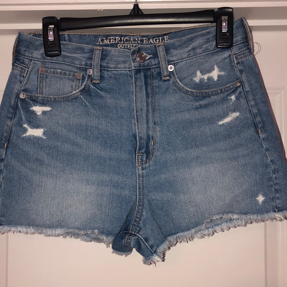 American Eagle blue denim shorts